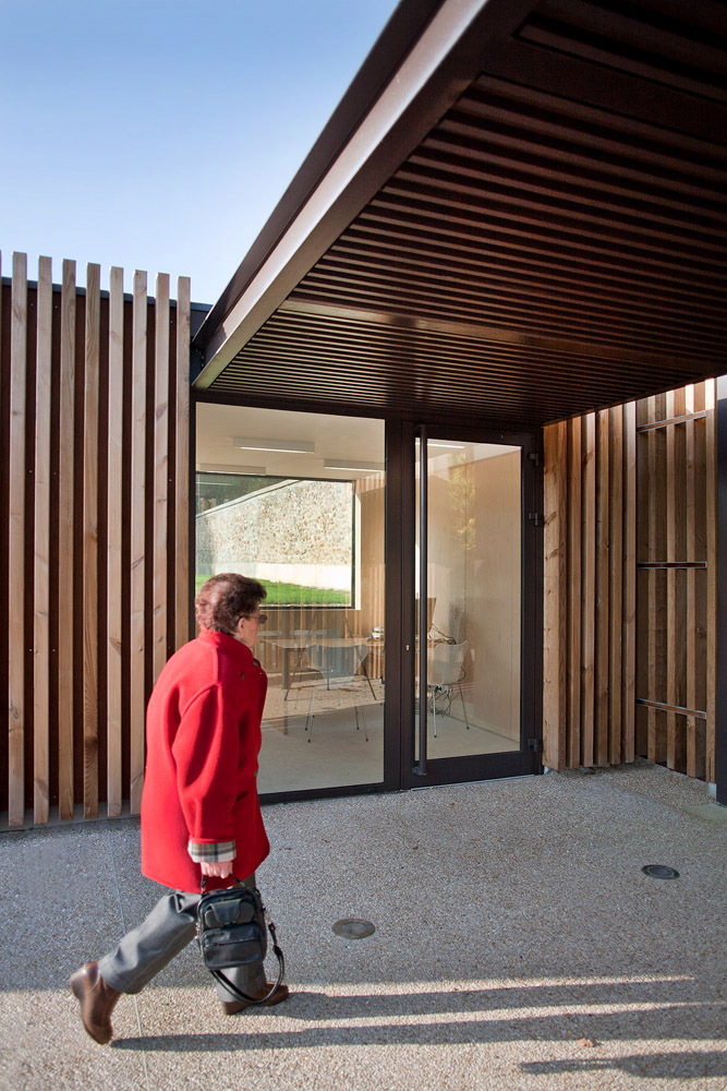 Velizy Cemetery / Philippe Harden + Olivier Rozé Architects