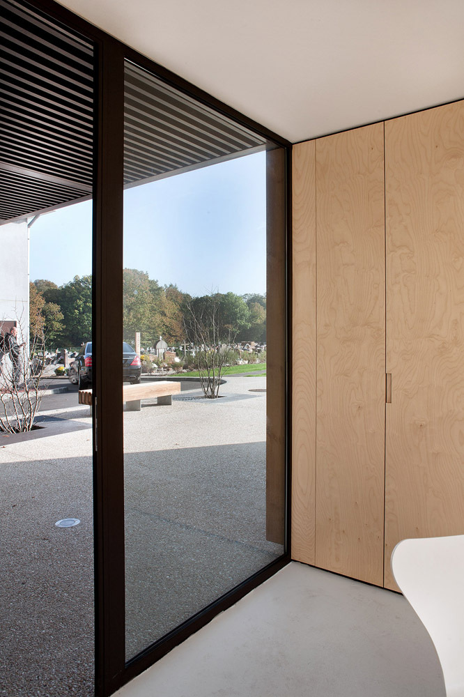 Velizy Cemetery / Philippe Harden + Olivier Rozé Architects