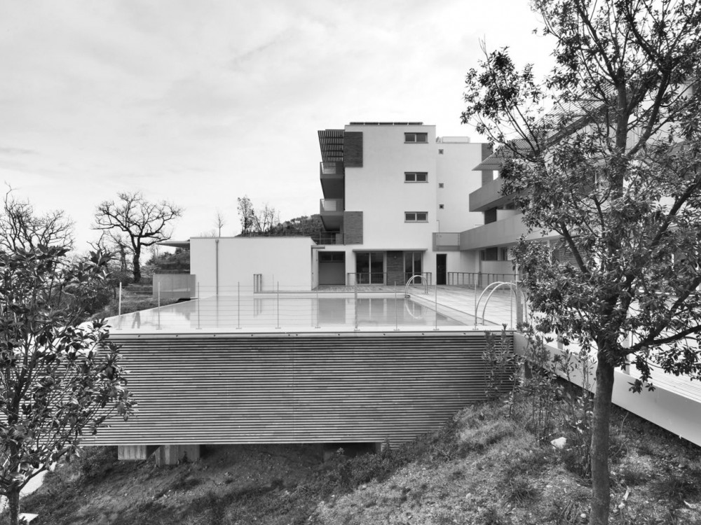 Dwellings in Spotorno / Ariu + Vallino Architects