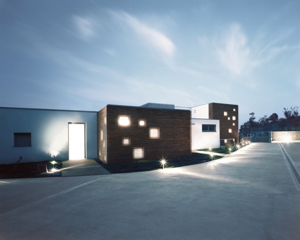Dwellings in Spotorno / Ariu + Vallino Architects