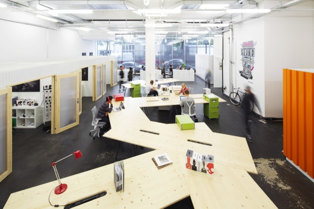 Skullcandy Office / Arthur de Chatelperron + Hugo Hélène