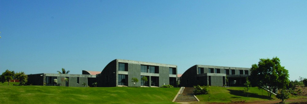 The Heritage School  / Madhav Joshi and Associates