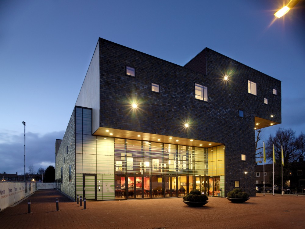 Pier K Theatre and Arts Centre / Ector Hoogstad Architecten