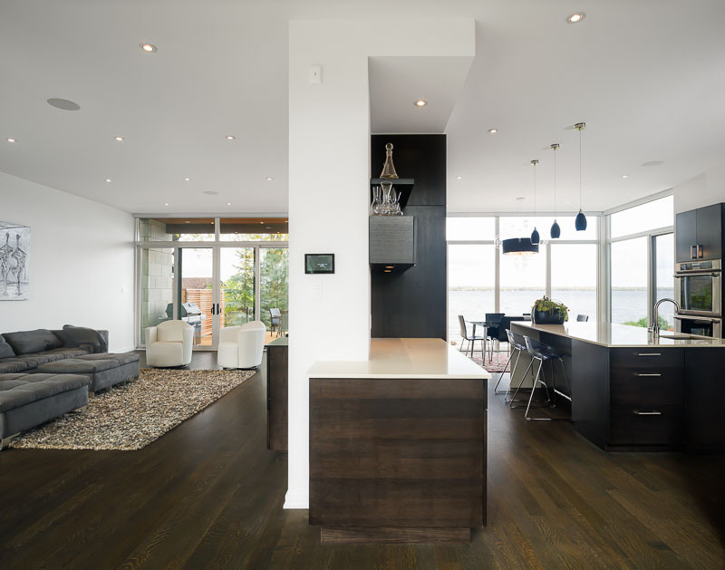 Ottawa River House / Christopher Simmonds Architect
