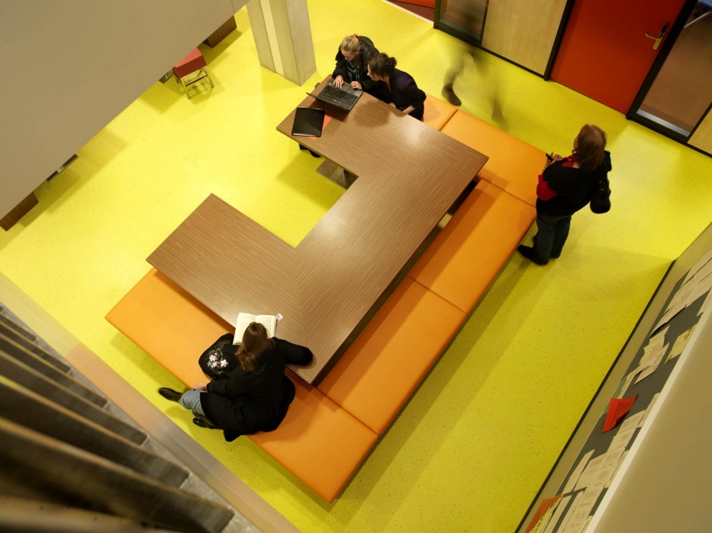 Department of Education Hogeschool Utrecht / Ector Hoogstad Architecten