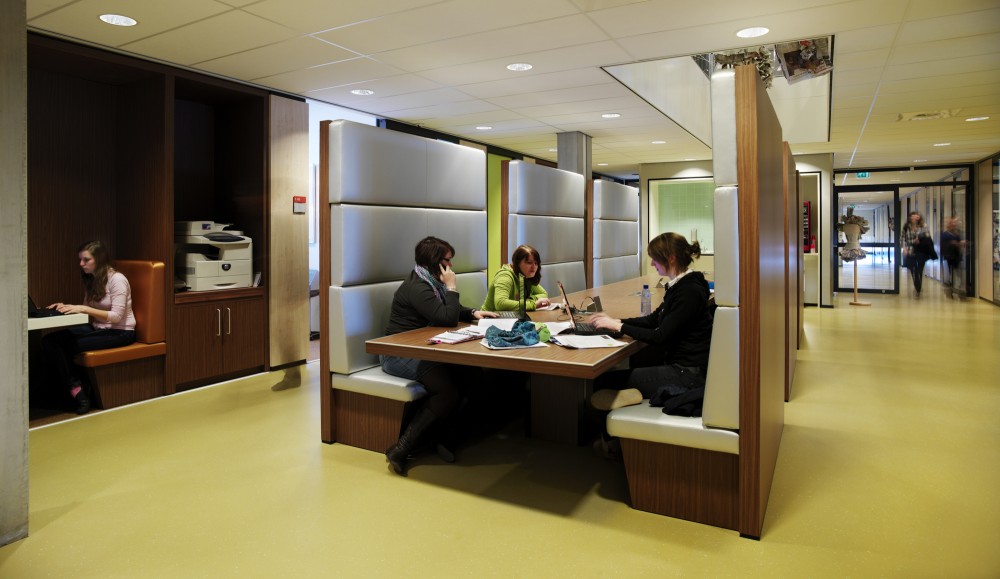 Department of Education Hogeschool Utrecht / Ector Hoogstad Architecten