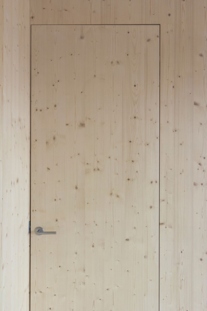 Onjuku Beach House / BAKOKO