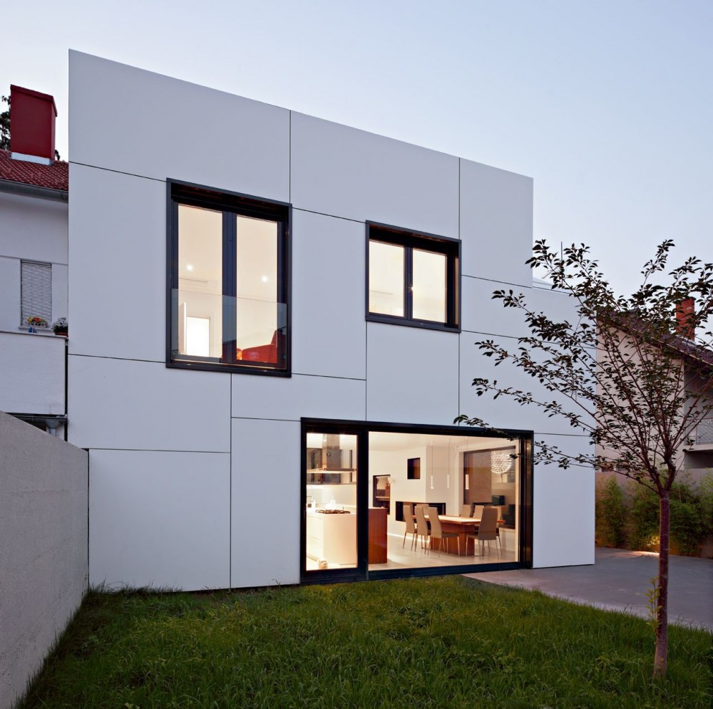 A+A House / DVA Arhitekta
