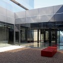 Edificio Multiusos Para Central Termosolar Astexol-2 / Sáenz De Oiza Arquitectos Edificio Multiusos Para Central Termosolar Astexol-2 / Sáenz De Oiza Arquitectos © Carlos Arriaga