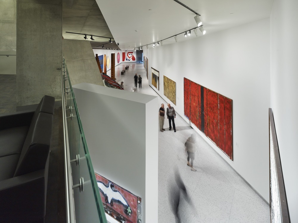 Canadian Museum in a Church / Provencher Roy + Associés Architectes