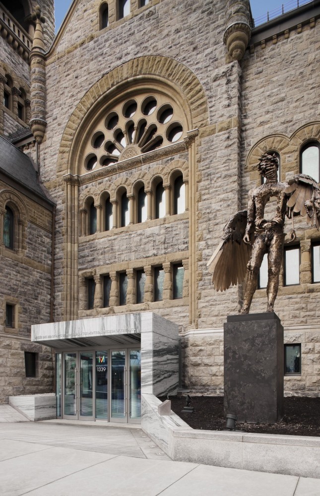 Canadian Museum in a Church / Provencher Roy + Associés Architectes