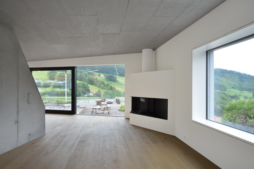 Duplex House / L3P Architects