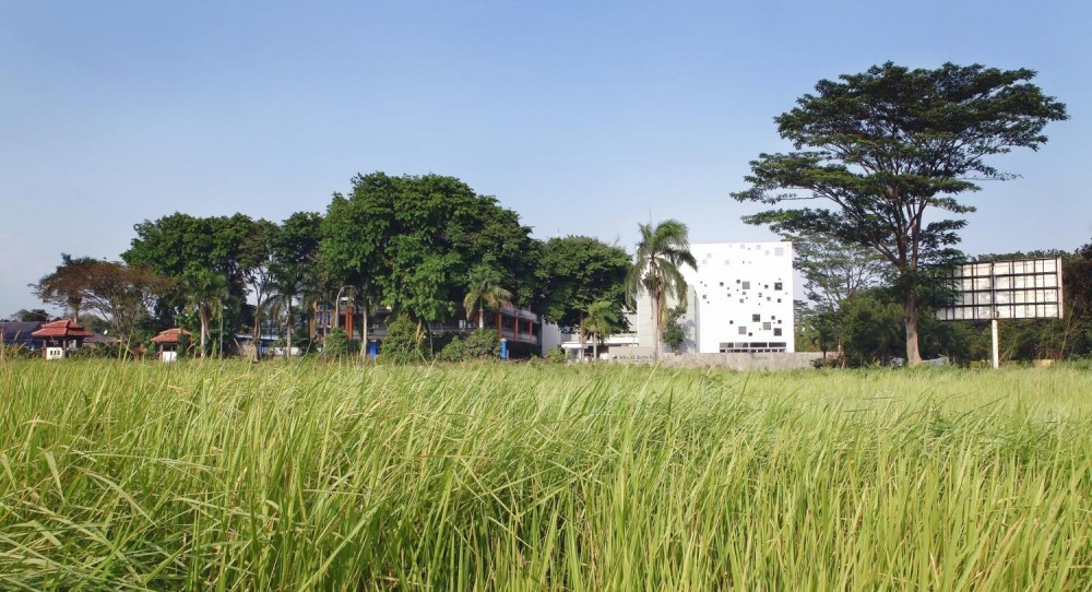 Sekolah Bogor Raya / Indra Tata Adilaras