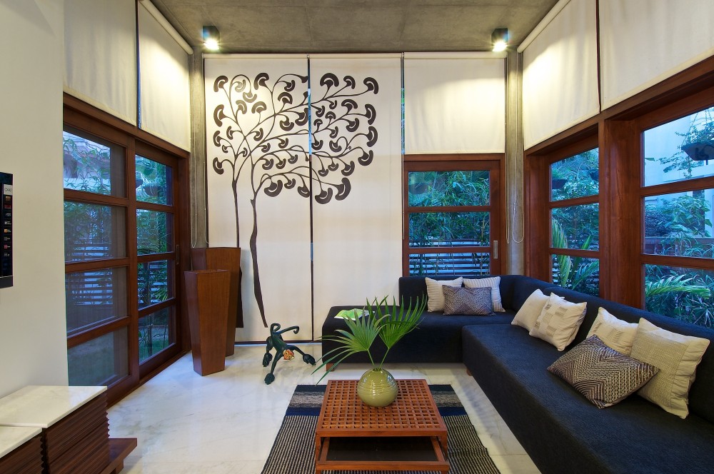 The Green House / Hiren Patel Architects