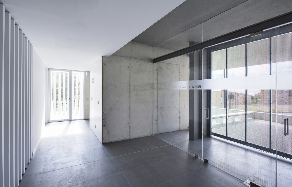 Police Station and Multipurpose Space in Xixona / Daniel Martí & Natàlia Ferrer