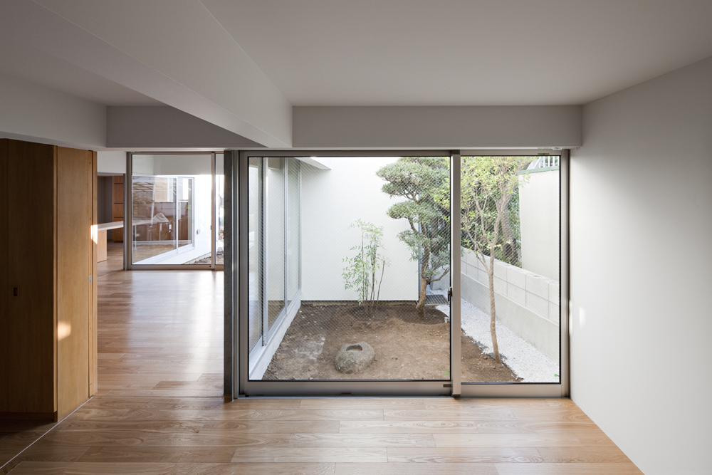 House in Mejirodai / Mejiro Studio + Kozo Kadowaki