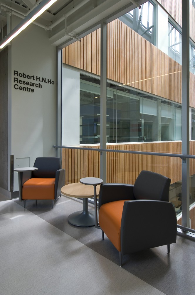 Robert H. N. Ho Research Centre / CEI Architecture + MCMP Architects