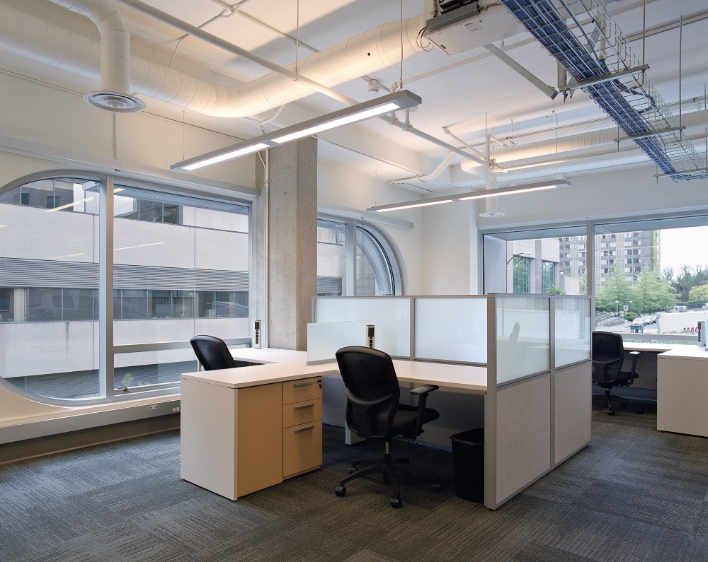 Robert H. N. Ho Research Centre / CEI Architecture + MCMP Architects