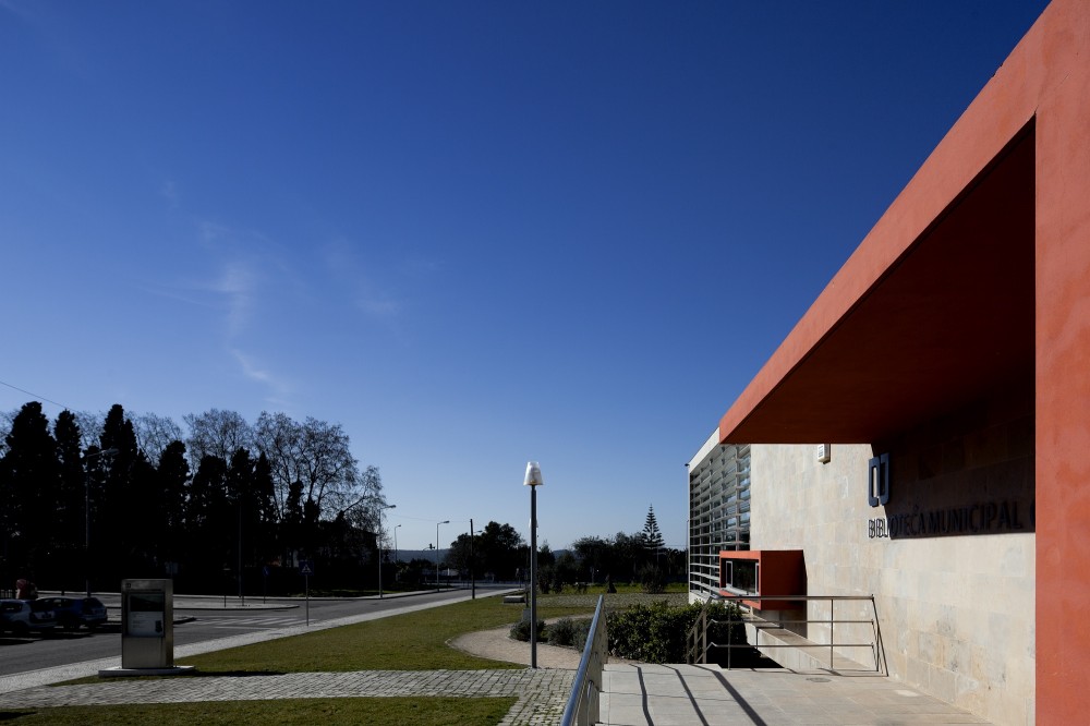 Condeixa Public Library / S&F