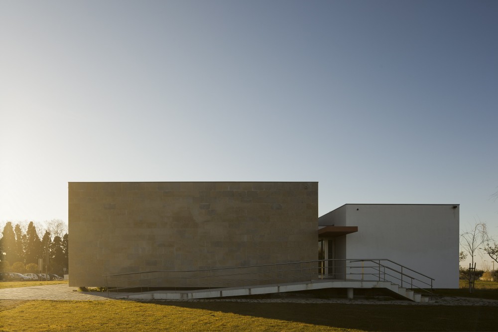 Condeixa Public Library / S&F