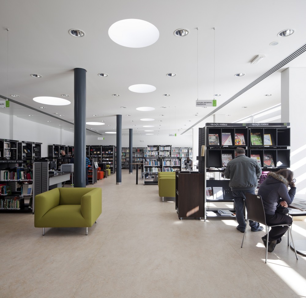 Condeixa Public Library / S&F