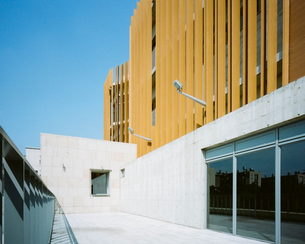 Yuwen Library / MAYU architects