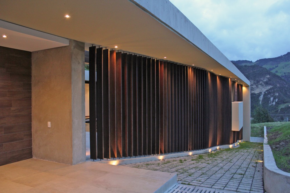 AR House / Campuzano Architects