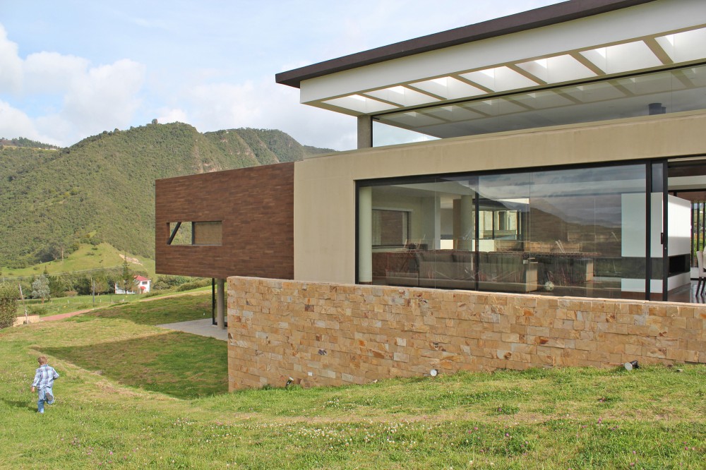 AR House / Campuzano Architects