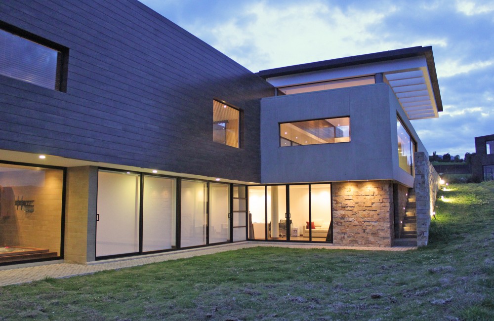 AR House / Campuzano Architects