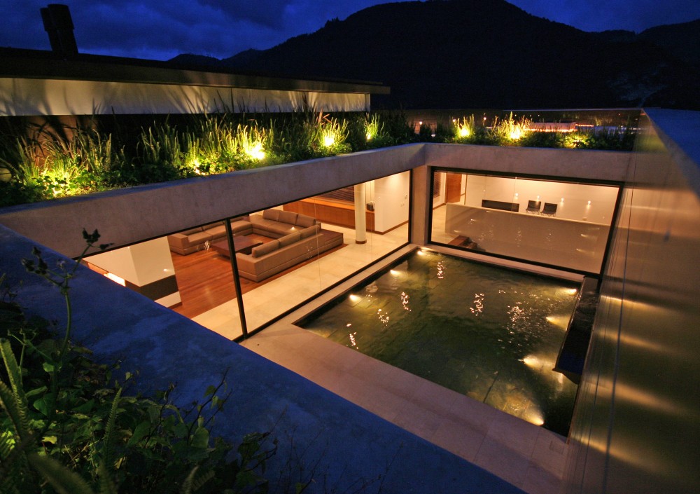 AR House / Campuzano Architects