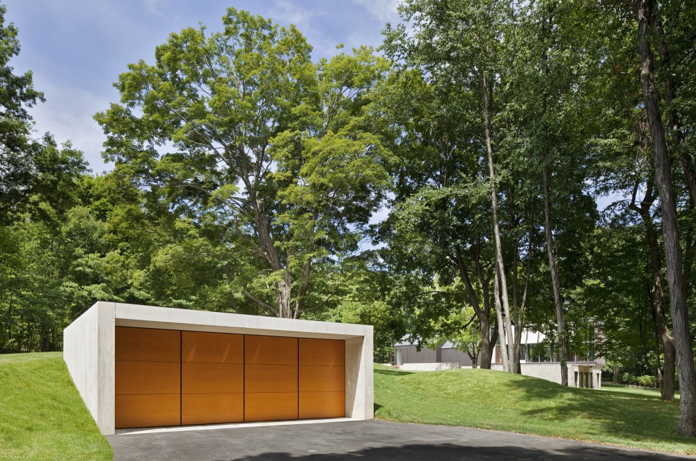 Country Estate / Roger Ferris + Partners