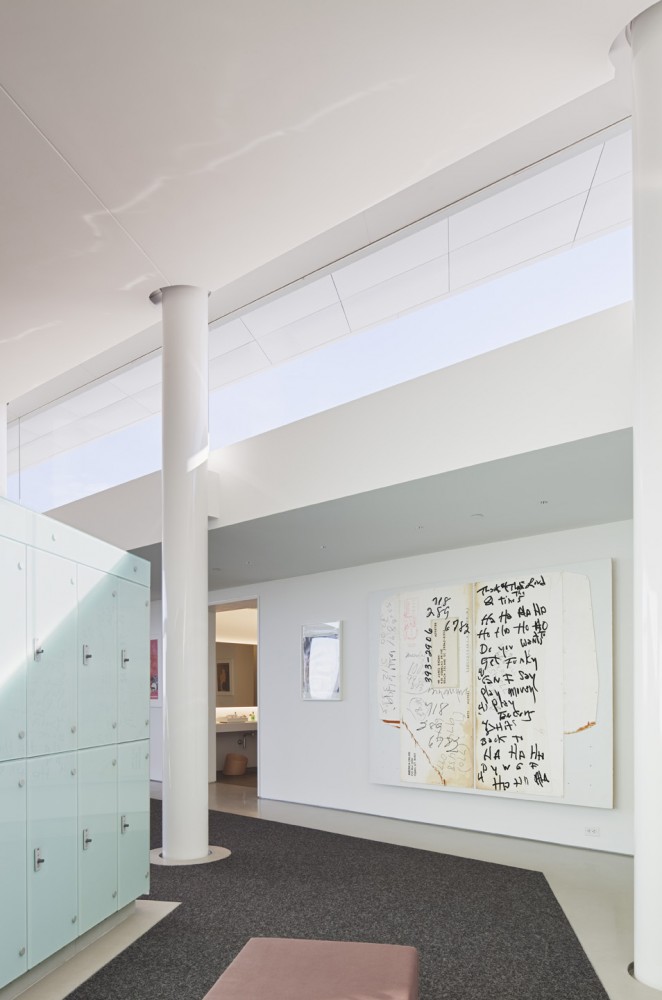 The Bridge / Roger Ferris + Partners