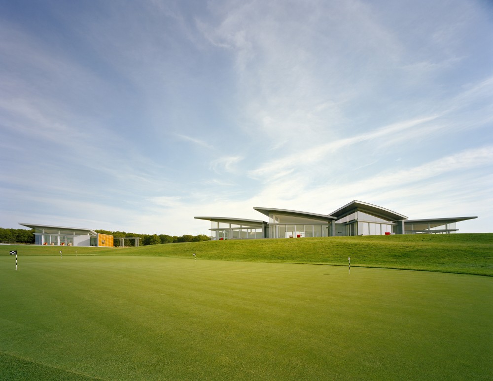 The Bridge / Roger Ferris + Partners