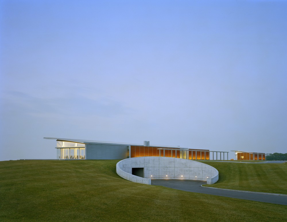 The Bridge / Roger Ferris + Partners