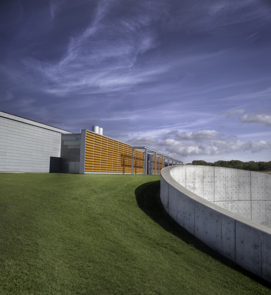 The Bridge / Roger Ferris + Partners