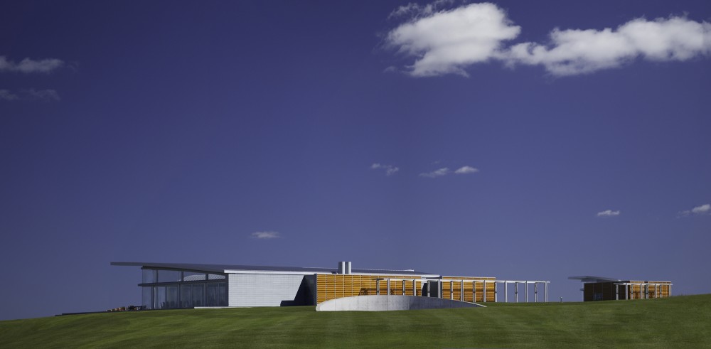 The Bridge / Roger Ferris + Partners