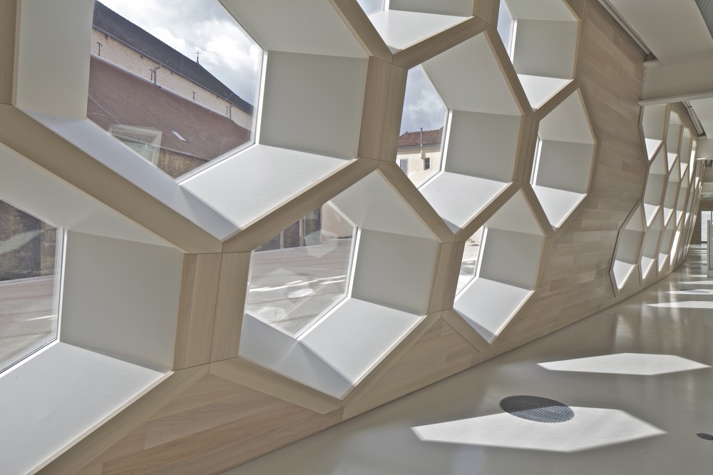 Lons le Saunier Mediatheque / du Besset-Lyon Architectes