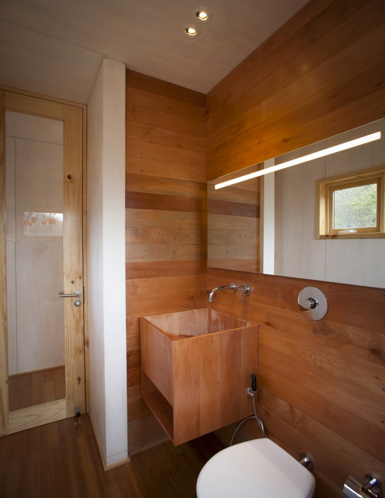 Pangal Cabin / EMa Arquitectos