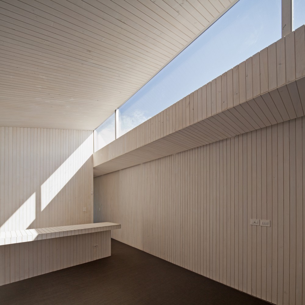 One Patio House / Polidura + Talhouk Arquitectos