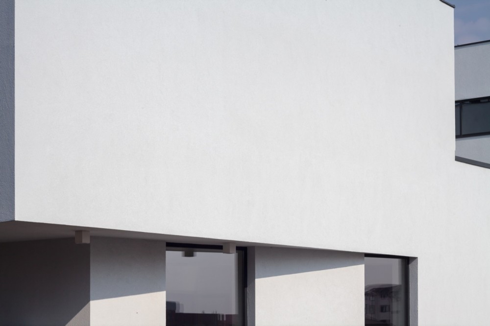 Afumati House / Manadelucru