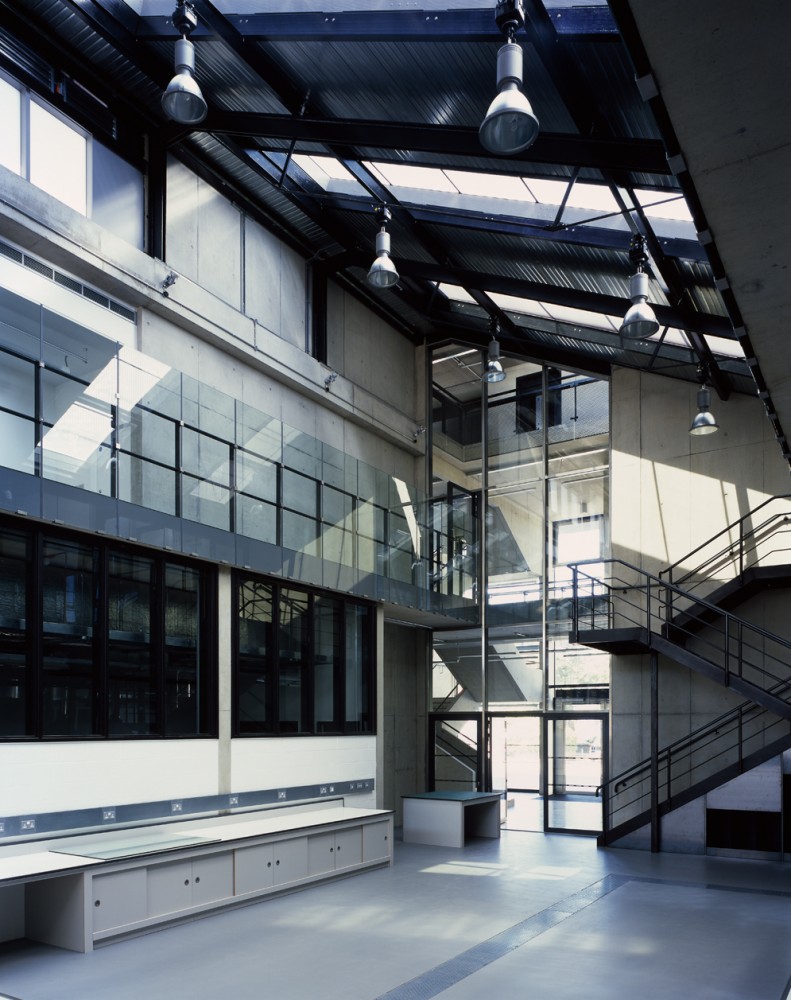 Dyson Building / Haworth Tompkins