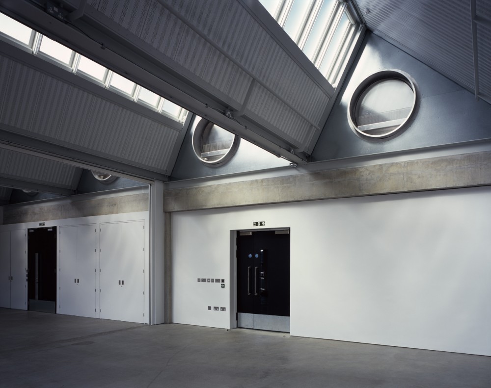 Dyson Building / Haworth Tompkins