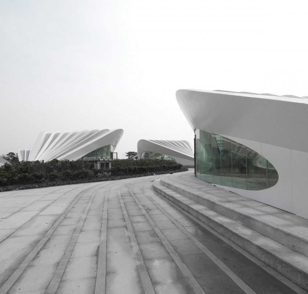 Visitor Center / HHD_FUN Architects