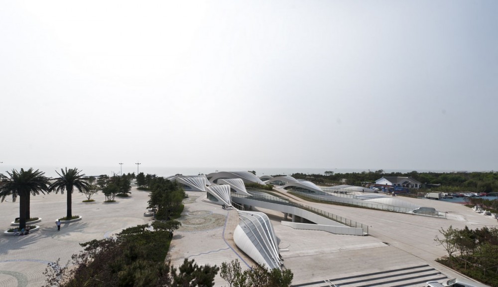 Visitor Center / HHD_FUN Architects