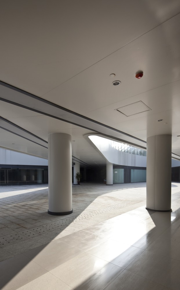 Visitor Center / HHD_FUN Architects