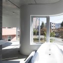 Higashifuchuu Apartments / Mejiro Studio © Koichi Torimura