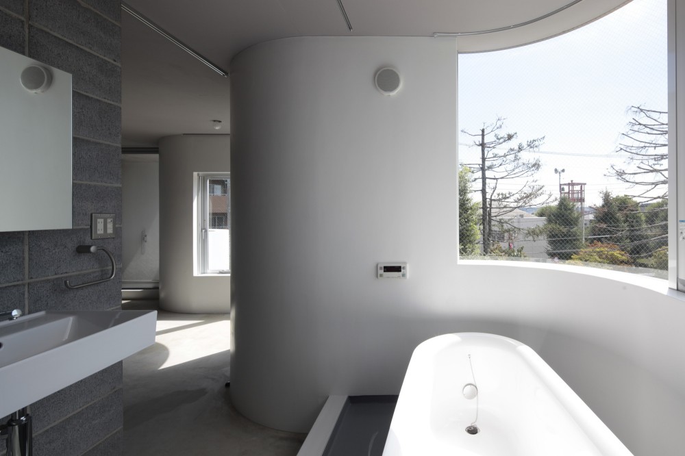 Higashifuchuu Apartments / Mejiro Studio