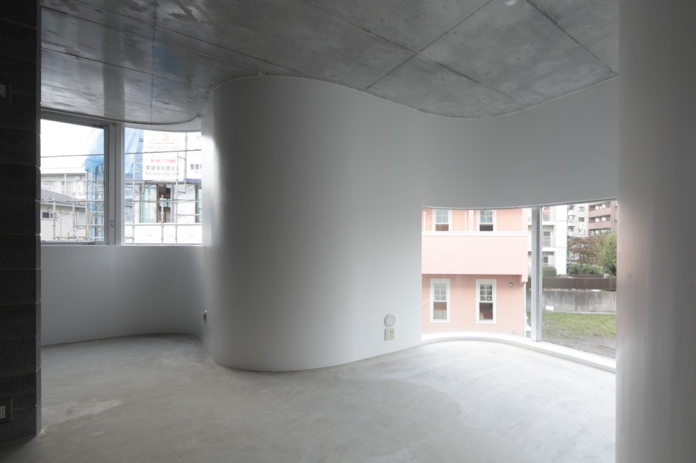 Higashifuchuu Apartments / Mejiro Studio