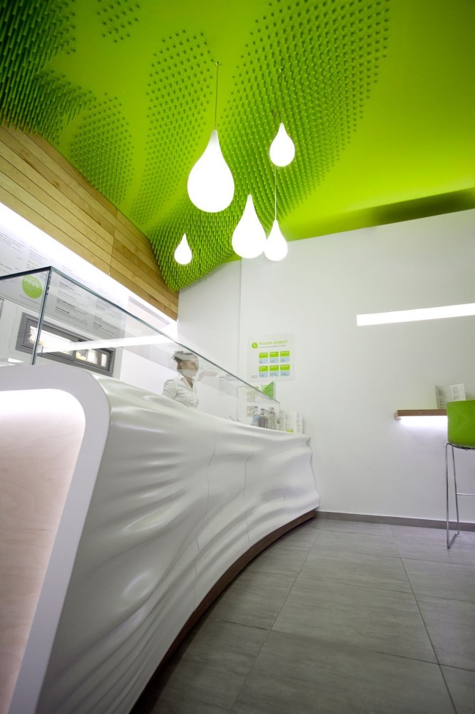 Froyo Yogurteria / Ahylo Studio
