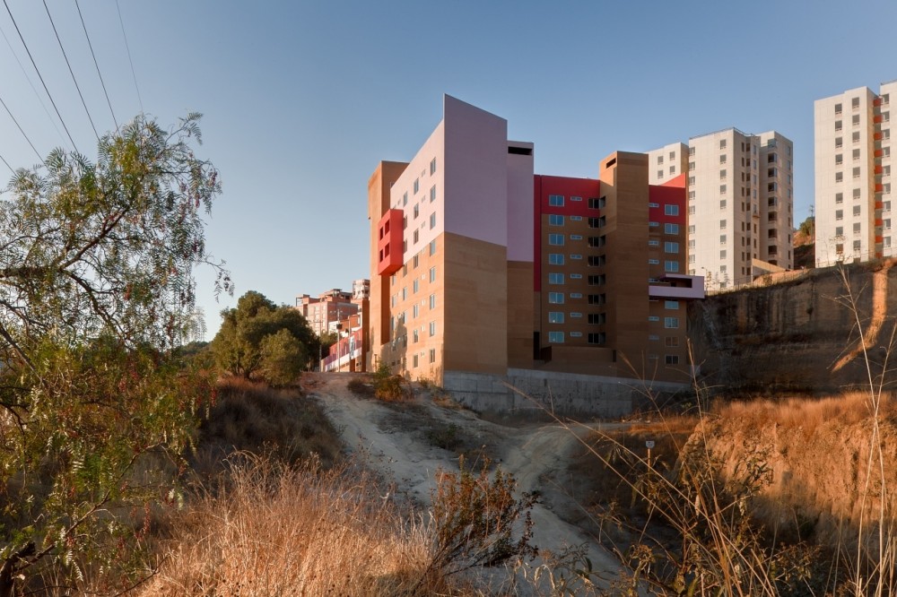 Las Torres / Hierve-Diseñeria